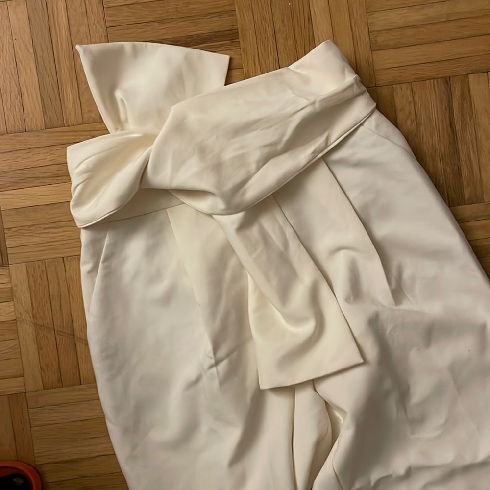 White trouser - zara - size S